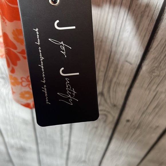 J for justify button front printed top size xl - Picture 5 of 7